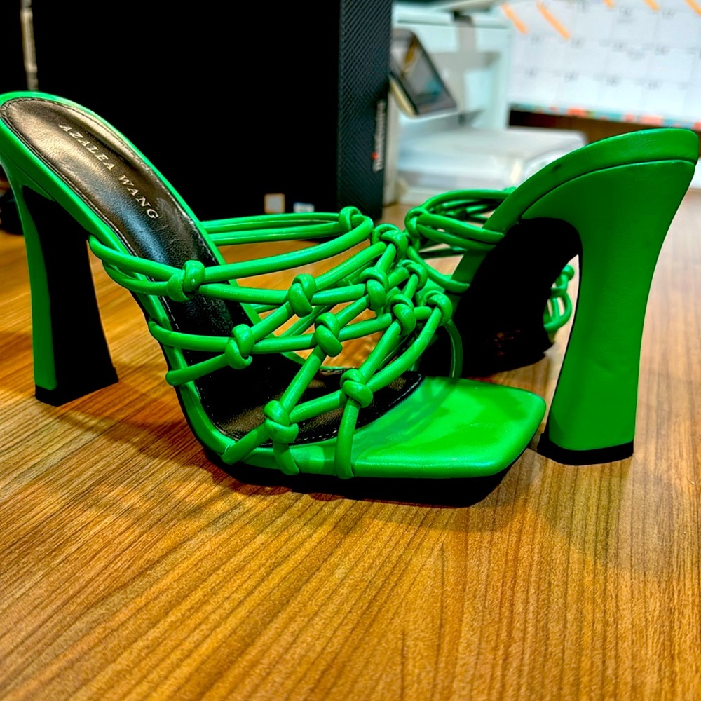 Brand new Akira heels